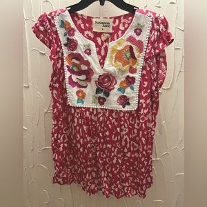 NWT Savanna Jane blouse!